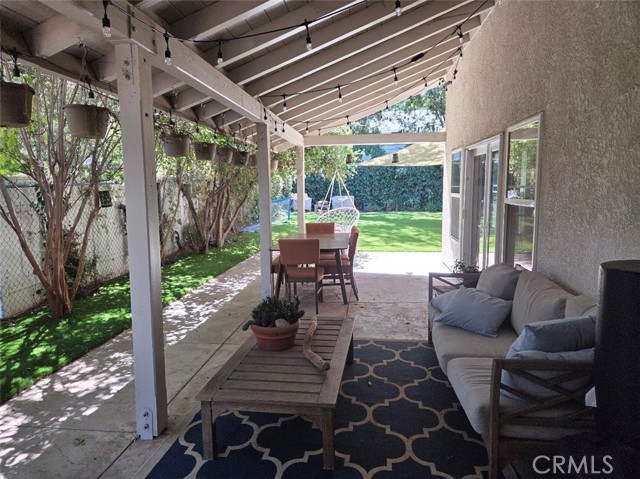 Detail Gallery Image 11 of 14 For 23344 Cedartown St, Newhall,  CA 91321 - 5 Beds | 3 Baths
