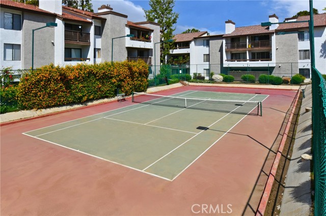 Detail Gallery Image 63 of 64 For 6265 Canoga #53,  Woodland Hills,  CA 91367 - 2 Beds | 2/1 Baths