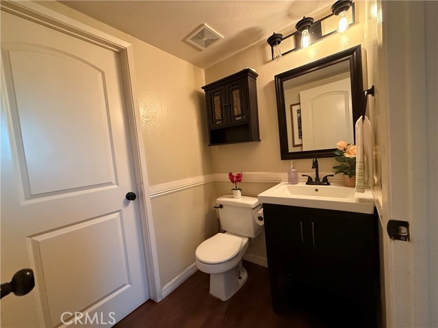 Detail Gallery Image 11 of 31 For 1371 S Walnut St #3006,  Anaheim,  CA 92802 - 2 Beds | 1/1 Baths