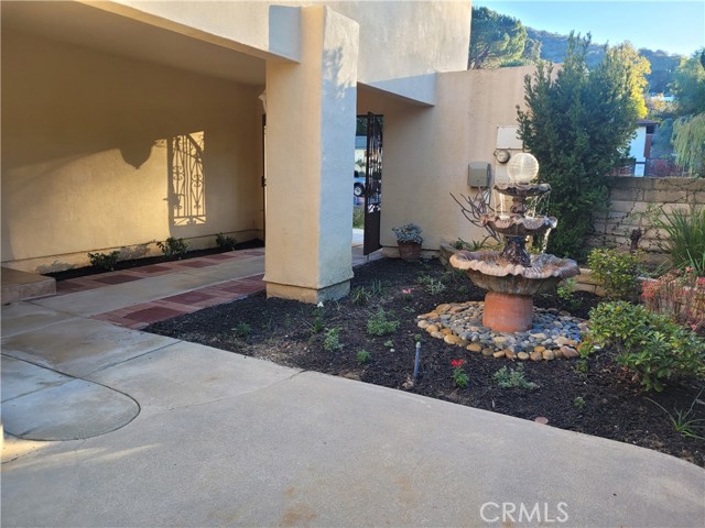 Detail Gallery Image 17 of 19 For 254 Greenmeadow Dr, Thousand Oaks,  CA 91320 - 4 Beds | 2/1 Baths