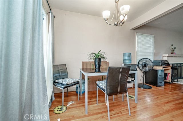 Detail Gallery Image 7 of 30 For 3834 West Bld, Los Angeles,  CA 90008 - 3 Beds | 1 Baths