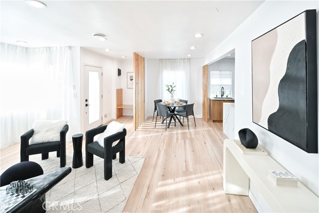 6508 Blewett Avenue, Lake Balboa CA: https://media.crmls.org/medias/627fcd58-394a-403b-a161-92b97e0aaf8b.jpg