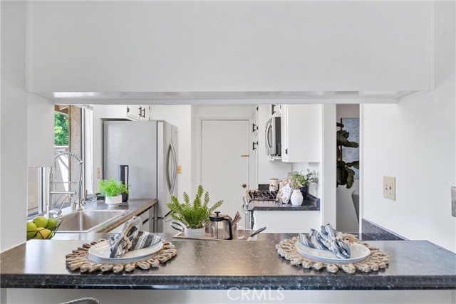 Detail Gallery Image 17 of 37 For 3000 Persimmon Pl, Fullerton,  CA 92835 - 3 Beds | 2 Baths