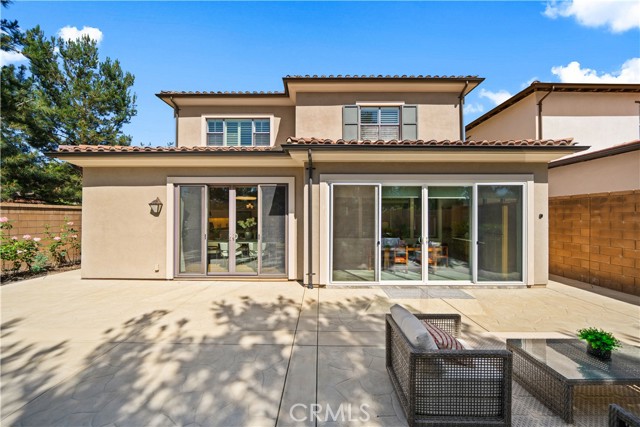 Detail Gallery Image 38 of 55 For 100 Henderson, Irvine,  CA 92620 - 4 Beds | 4/1 Baths