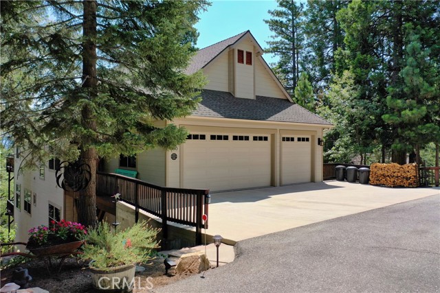 Detail Gallery Image 1 of 1 For 390 Old Toll Rd, Lake Arrowhead,  CA 92352 - 4 Beds | 3/1 Baths