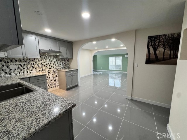 Detail Gallery Image 11 of 19 For 16511 Garfield Ave, Paramount,  CA 90723 - 4 Beds | 2 Baths