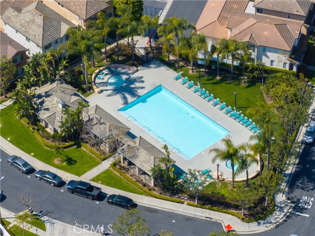 Detail Gallery Image 37 of 38 For 165 Kensington Park, Irvine,  CA 92606 - 4 Beds | 3/1 Baths