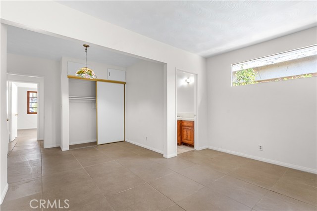 634 East Walnut photo 28