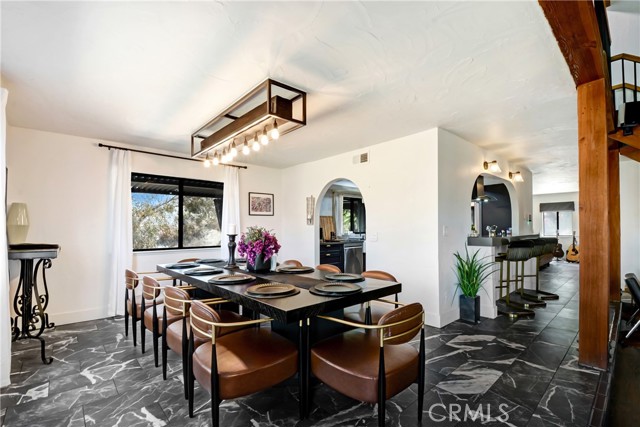 Detail Gallery Image 16 of 53 For 17295 Ridge Canyon Dr, Riverside,  CA 92506 - 4 Beds | 2/1 Baths