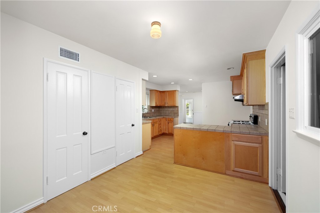 MLS #AR25243651 image #16