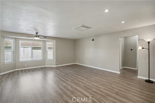 Detail Gallery Image 23 of 35 For 3234 Kenhill, San Jose,  CA 95111 - 1 Beds | 1 Baths