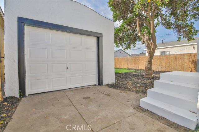 Detail Gallery Image 27 of 41 For 946 E 104th, Los Angeles,  CA 90002 - 3 Beds | 2 Baths