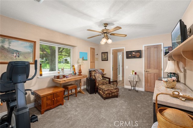 36608 Oak Ridge Drive, Yucaipa CA: https://media.crmls.org/medias/62844fc5-e12f-428f-93da-a5a85e7437c1.jpg