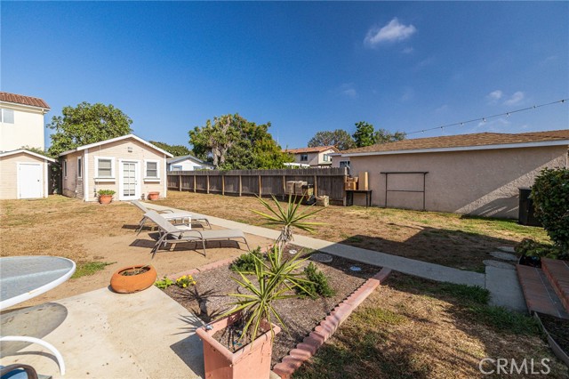 18218 Mansel Avenue, Redondo Beach, California 90278, 2 Bedrooms Bedrooms, ,2 BathroomsBathrooms,Residential,Sold,Mansel,SB22129835