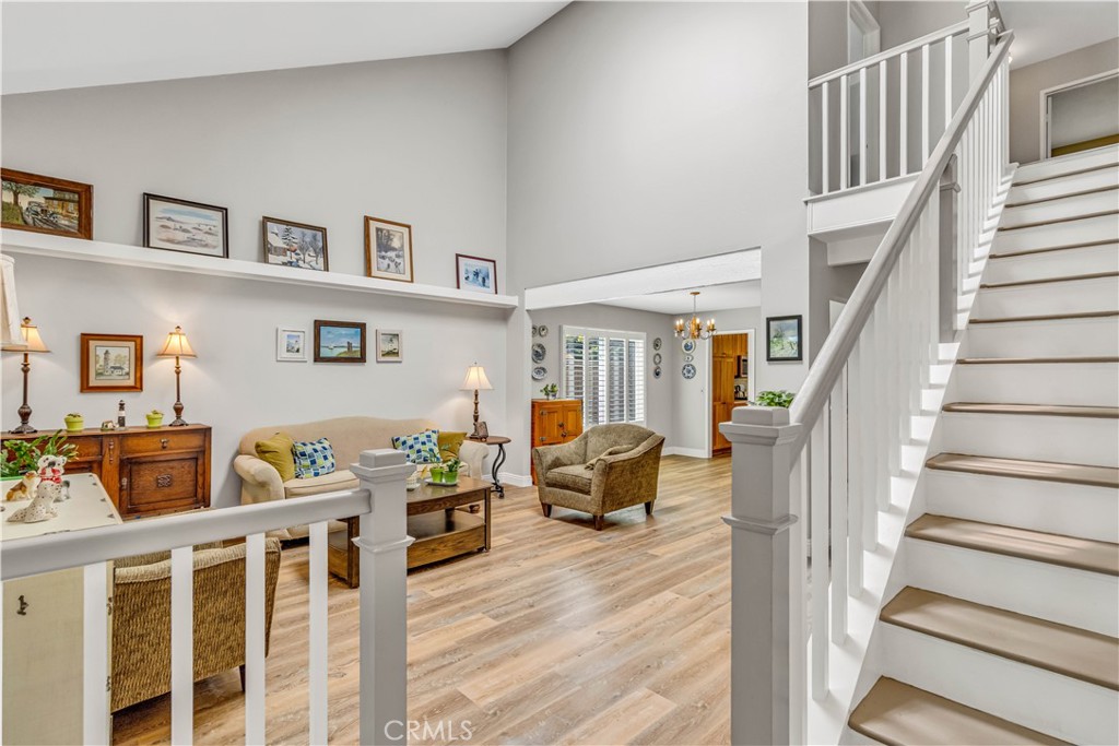 MLS #OC25103077 img 11