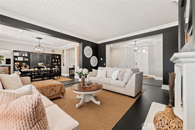 16767 Eagle Peak Road, Riverside CA: https://media.crmls.org/medias/6284c607-c64a-46c5-8ad0-c17d44a43851.jpg