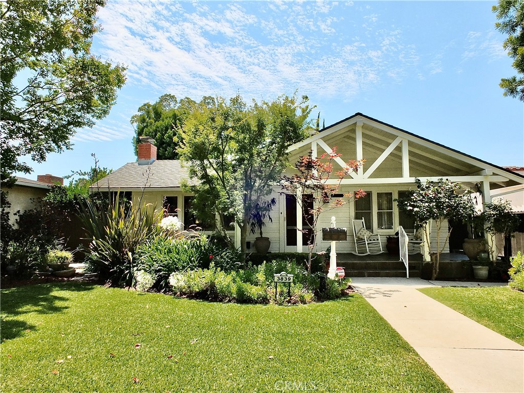 3839 Cedar Avenue