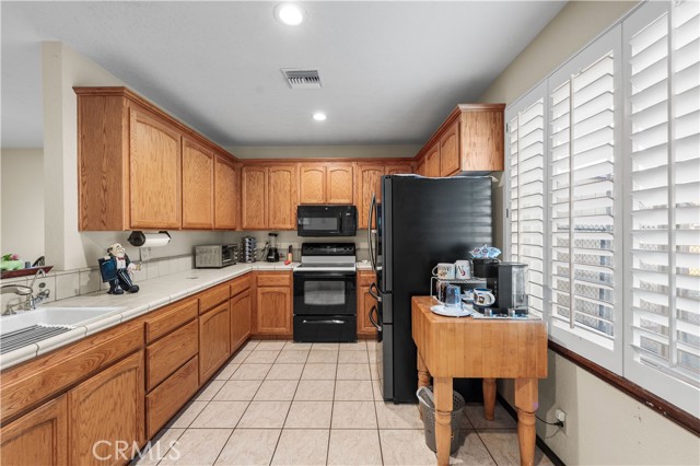 Detail Gallery Image 45 of 75 For 2651 W Avenue N12, Palmdale,  CA 93551 - 5 Beds | 4 Baths