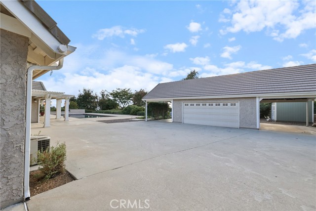 2501 Cliff Road, Upland CA: https://media.crmls.org/medias/6285c38e-d558-4f10-97e3-2707e53ea4d6.jpg