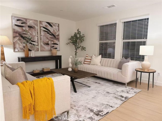 Detail Gallery Image 5 of 30 For 2986 E Arbor, Ontario,  CA 91762 - 4 Beds | 3/1 Baths