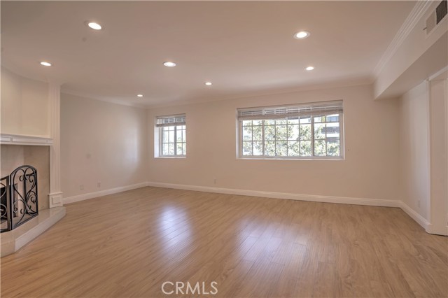 Image 3 for 10645 Wilshire Blvd #201, Los Angeles, CA 90024