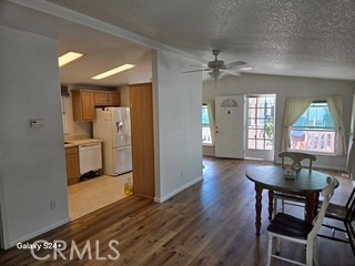 Detail Gallery Image 23 of 33 For 195 Tierra Rejada #29,  Simi Valley,  CA 93065 - 2 Beds | 2 Baths