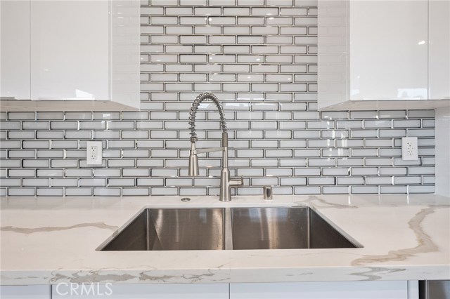 2321 Vanderbilt Lane, Redondo Beach, California 90278, 6 Bedrooms Bedrooms, ,2 BathroomsBathrooms,Residential,Sold,Vanderbilt,CV20231019