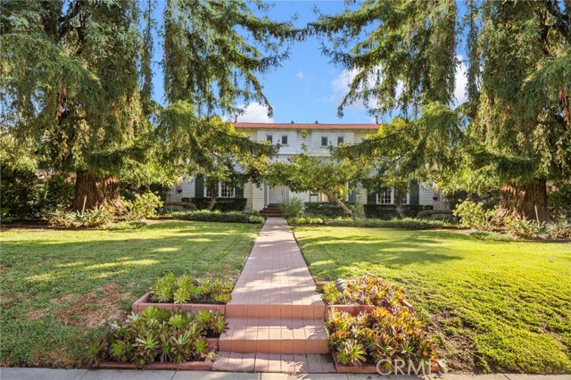 Detail Gallery Image 2 of 53 For 1534 Linda Vista Ave, Pasadena,  CA 91103 - 4 Beds | 2/1 Baths