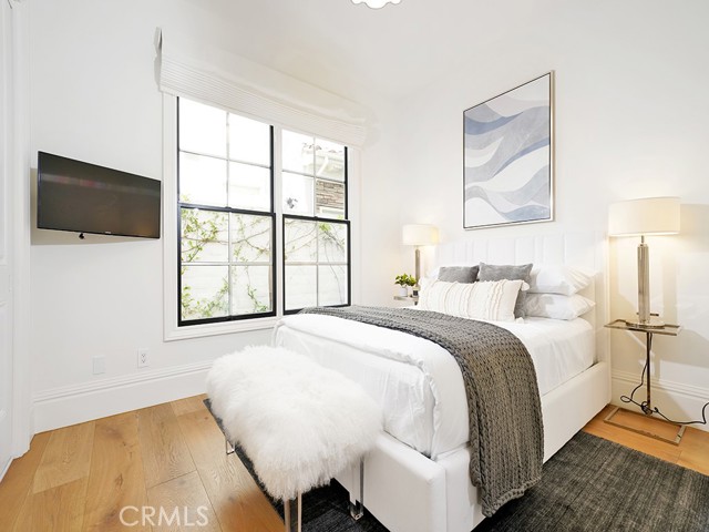 Detail Gallery Image 27 of 62 For 17 Crooked Stick Dr, Newport Beach,  CA 92660 - 5 Beds | 5/1 Baths