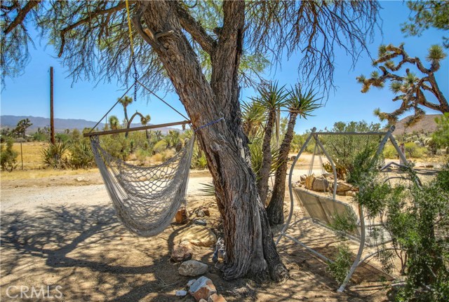 Detail Gallery Image 5 of 63 For 5407 Paradise View Rd, Yucca Valley,  CA 92284 - 3 Beds | 2 Baths