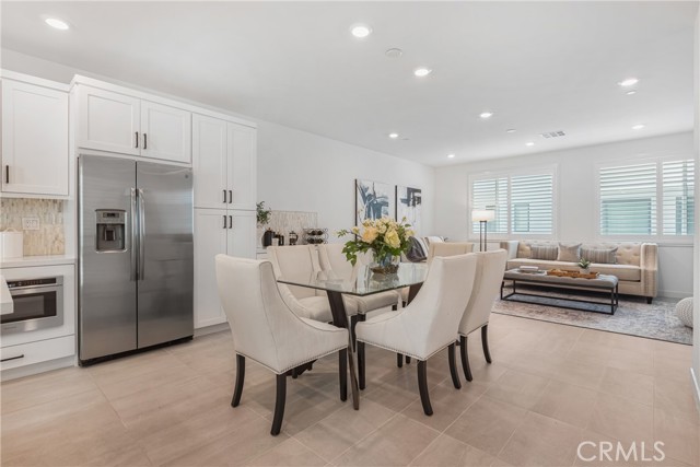 285 Lodestar, Tustin CA: https://media.crmls.org/medias/628828ac-8d91-4f5b-864b-902170faeb66.jpg
