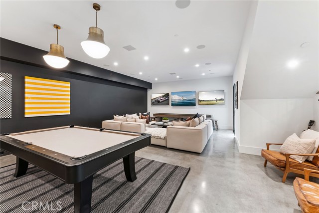 1831 Newport Hills E Drive, Newport Beach CA: https://media.crmls.org/medias/62895a7f-f2f5-475b-b697-e56967f64fe4.jpg