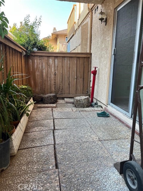 735 Arcadia Avenue, Arcadia CA: https://media.crmls.org/medias/628ac80a-db47-40c9-a6c7-58d8340f2452.jpg