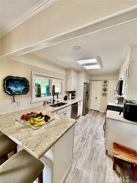 Image 20 of 45 For 215 Clearlake Circle 215