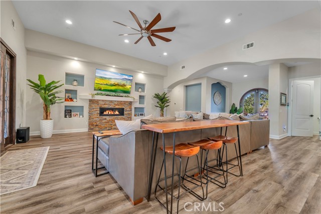 Detail Gallery Image 11 of 62 For 4518 W Avenue M14, Quartz Hill,  CA 93536 - 4 Beds | 5 Baths