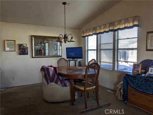 Detail Gallery Image 7 of 25 For 23820 Ironwood Ave #84,  Moreno Valley,  CA 92557 - 3 Beds | 2 Baths