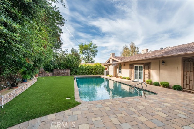 Detail Gallery Image 20 of 26 For 16534 Bosque Dr, Encino,  CA 91436 - 3 Beds | 2/1 Baths