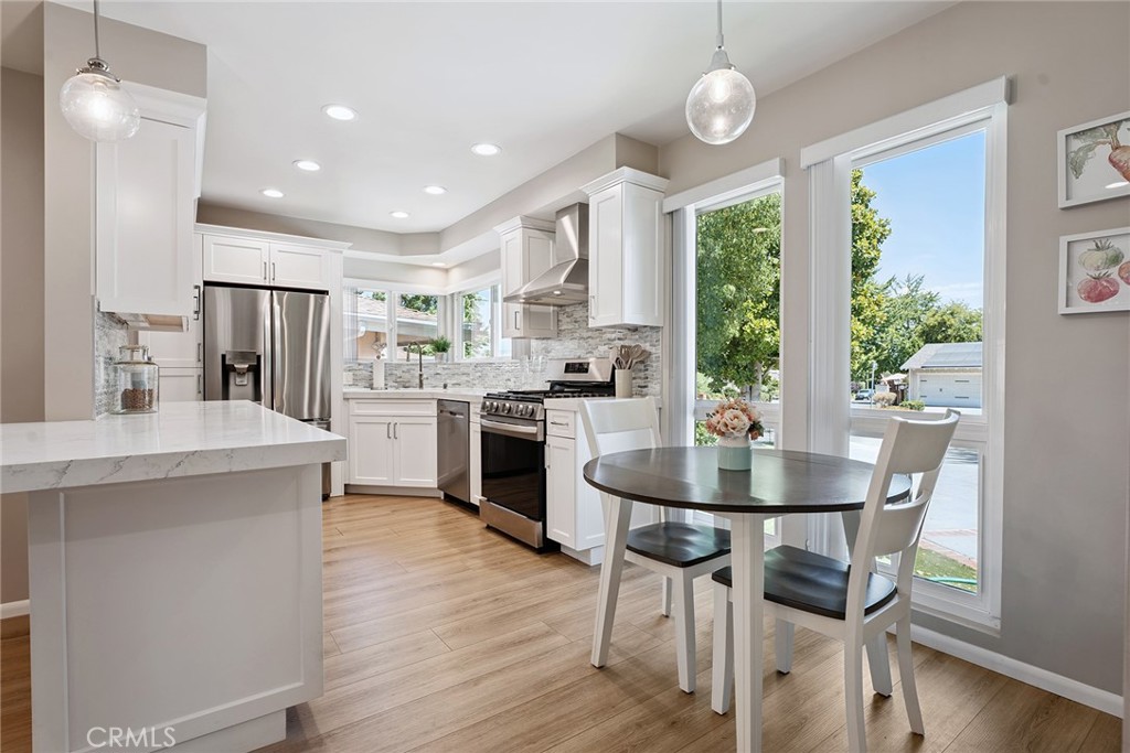 MLS #SR25193514 image #10