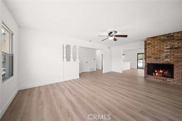 Detail Gallery Image 12 of 42 For 134 W Broadbent, Riverside,  CA 92507 - 4 Beds | 3 Baths