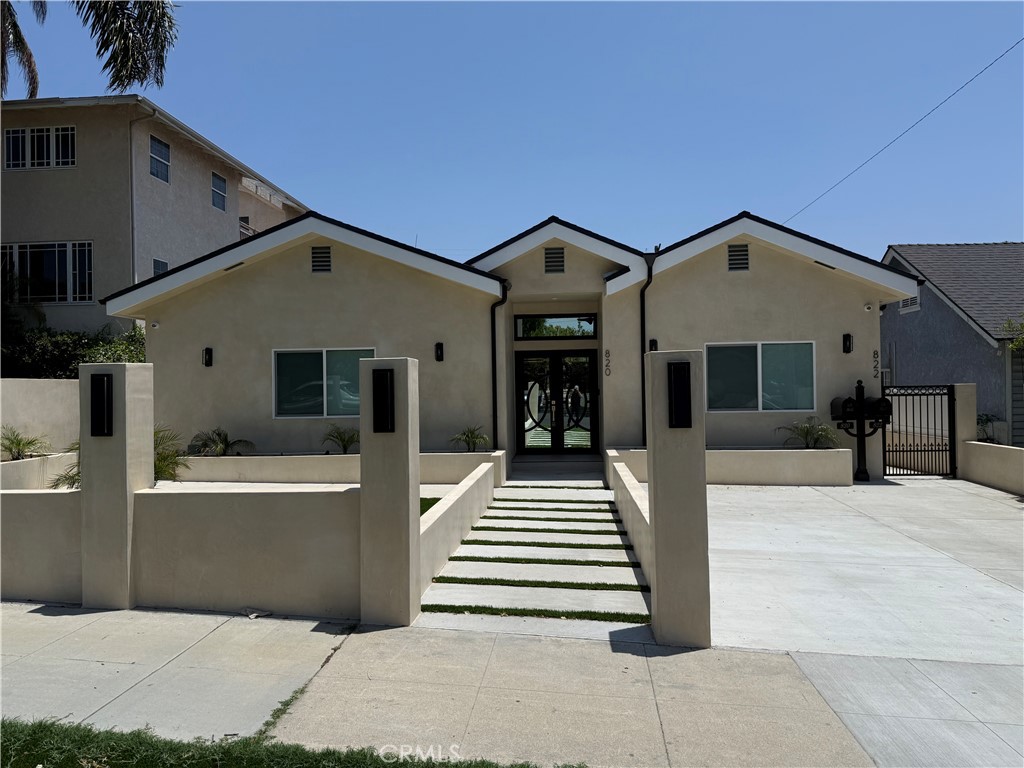820 E Tujunga Avenue