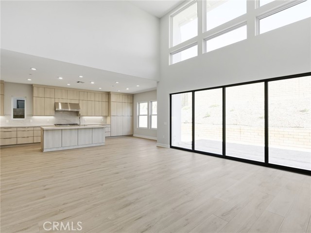 Detail Gallery Image 3 of 33 For 140 Creation, Irvine,  CA 92618 - 5 Beds | 5 Baths