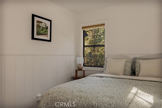 Detail Gallery Image 6 of 38 For 27902 Squirrel, Lake Arrowhead,  CA 92352 - 3 Beds | 2 Baths