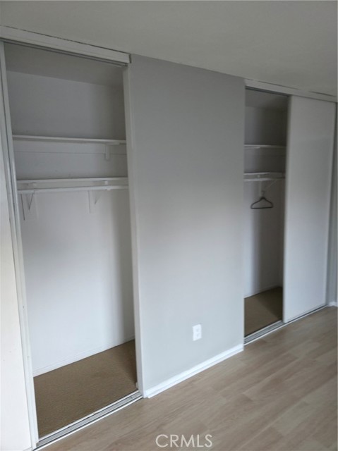 Detail Gallery Image 17 of 36 For 4558 Willis #114,  Sherman Oaks,  CA 91403 - 2 Beds | 2 Baths