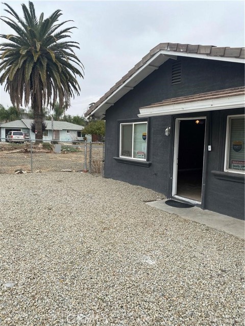 Image 1 of 16 For 16510 Lakeshore Drive