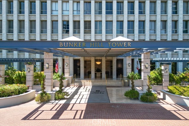 800 W 1st Street, Los Angeles CA: https://media.crmls.org/medias/628fc4d2-58d9-4f6a-8fa2-df754dc092ea.jpg