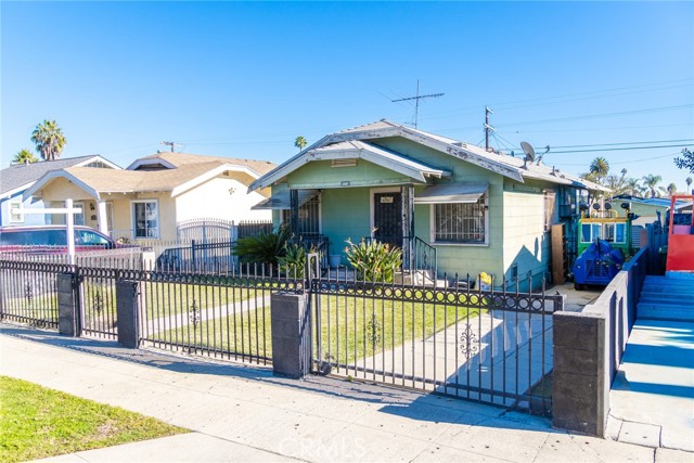 Detail Gallery Image 34 of 41 For 5934 Madden, Los Angeles,  CA 90043 - 3 Beds | 2 Baths