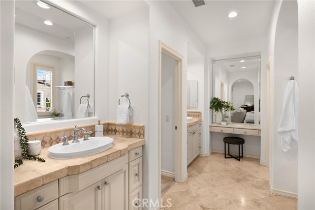 Detail Gallery Image 59 of 75 For 34 Tall Hedge, Irvine,  CA 92603 - 4 Beds | 4/1 Baths