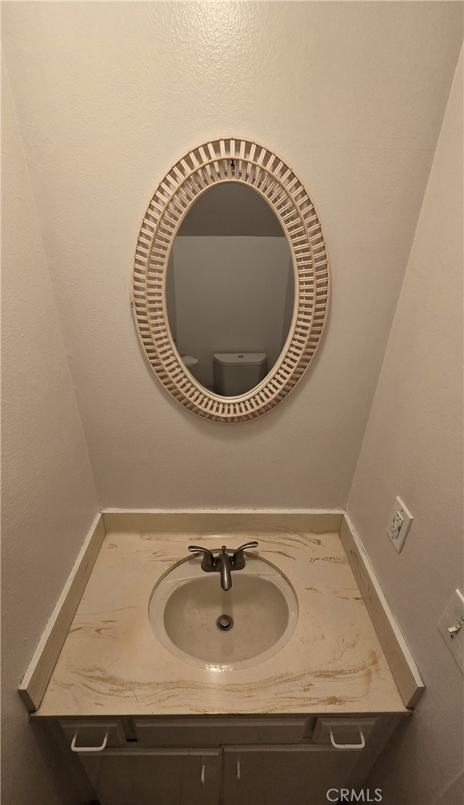 https://media.crmls.org/medias/6290e4af-016a-4b38-8d07-76e2bfc400fd.jpg?preset=X-Large