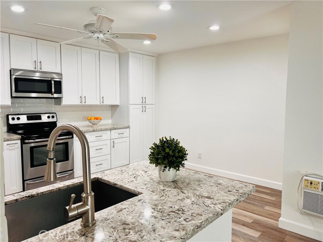 1345 Cabrillo Park Drive, Santa Ana CA: https://media.crmls.org/medias/629112f8-8450-4f83-a977-f67f7f702701.jpg