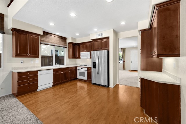 10201 Coral Lane, Moreno Valley CA: https://media.crmls.org/medias/6291be16-7b31-4357-81ba-e5f1a8b01595.jpg